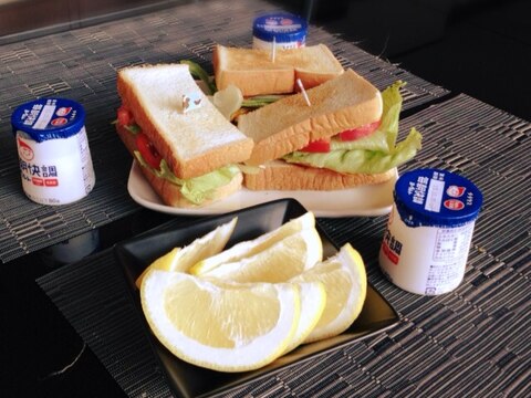簡単朝食サンドイッチ